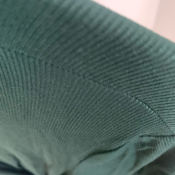 SWQZVT Womens Bodycon Long Sleeve Twist Front Crew Neck Waist Ruched Knit - Picture 2 of 2